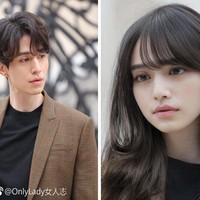 Lee Dong Wook dikenal ganteng dan awet muda di umur 39 tahun. Bintang Tale of the Nine Tailed ini tak kalah cantik saat diedit dengan rambut panjang dan poni di bawah alisnya. Foto: dok Weibo, dok Naver