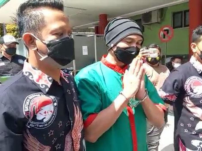 Anji di Polres Jakbar