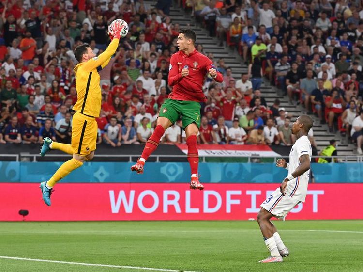 Momen-momen Cristiano Ronaldo Terbang di Euro 2020