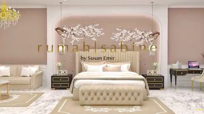Kamar utama hadir dengan interior berwarna lembut. Kepada Rossa, Ivan mengaku akan menggunakan tempat tidur seharga Rp 120 juta.(Foto: YouTube/Ivan Gunawan)