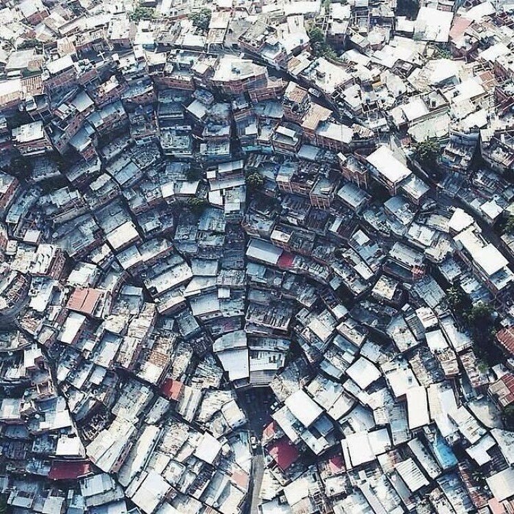 fotoinet urban hell