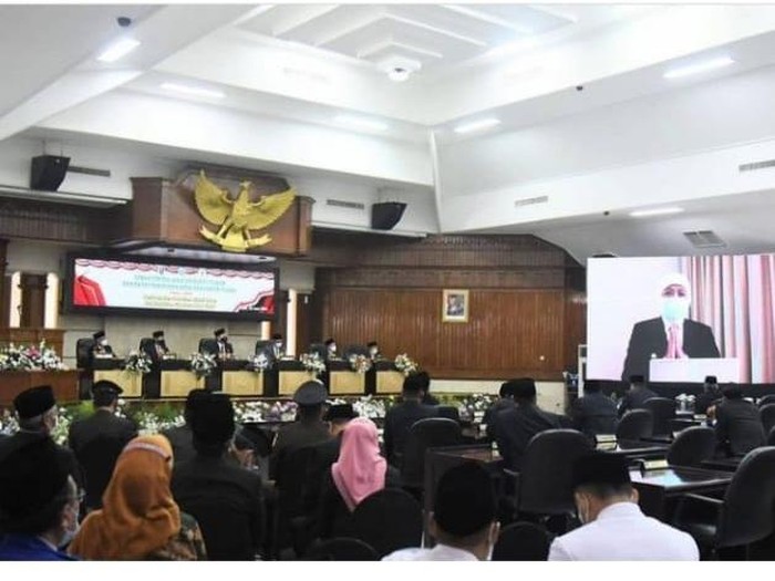 Gubernur Jawa Timur Khofifah Indar Parawansa