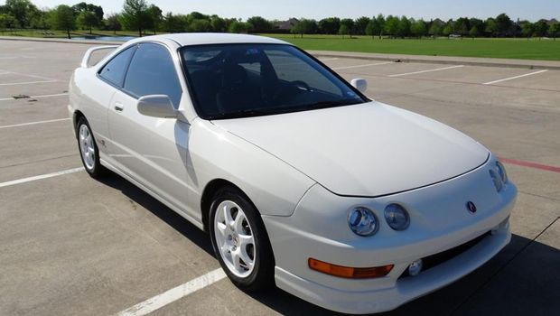 Honda Acura Integra Type R tahun 1998