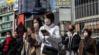  Paspor vaksin dalam bentuk kertas, bukan berbentuk digital. Tomohiro Ohsumi/Getty Images.