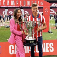 Patricia Noarbe merupakan pacar dari pemain Spanyol di Euro 2020 Marcos Llorente. Patricia dan Marcos diketahui sudah menjalin hubungan asmara sejak 2013.  Foto: Dok. Instagram @paddy.8