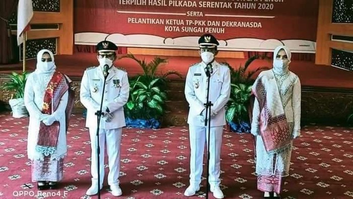 Pelantikan Wali Kota dan Wakil Wali Kota Sungai Penuh (Ferdi-detikcom)
