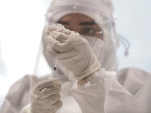 Vaksinasi Corona Berbayar Tuai Kritik, Kemenkes: Untuk Herd Immunity
