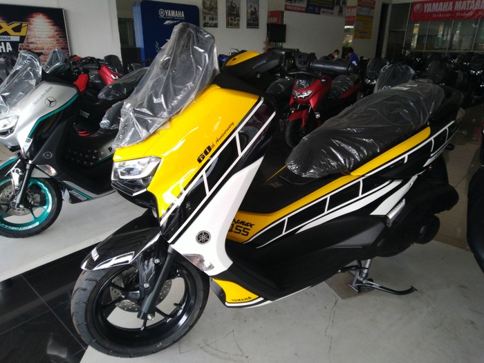 Yamaha Nmax dengan modifikasi livery ala dealer Yamaha Nganjuk