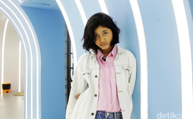 Hingga Selasa (22/6/2021) video wanita yang mirip NikeArdila tersebut sudah ditonton lebih dari 7,9 juta Views, mendapat 915 ribu Likes dan 28 ribu komentar.  