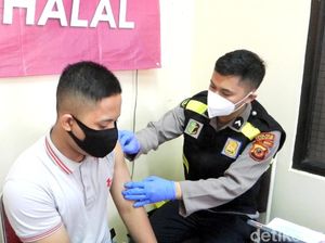 12 Ribu Dosis Vaksin Disuntikan Polres Sukabumi dalam 5 Jam