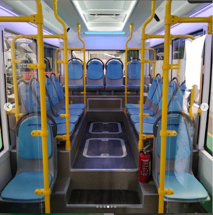 Adi Putro Jetbus Transit monocoque