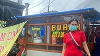 Selama hamil, Tata Janeeta memang sering ngidam makanan unik. Termasuk makan bubur di Cibubur. Waduh! Foto: instagram @tatajaneetaOfficial
