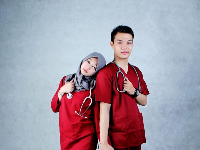 Foto Muhamad Syahroni dan Ismatul Maula Ulyah. Foto Muhamad Syahroni dan Ismatul Maula Ulyah.