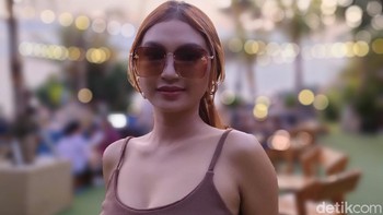Fitur Night Flare Portrait sebelumnya hanya bisa digunakan saat mengambil foto, tapi di Bokeh Flare Portrait fitur ini ditingkatkan sehingga bisa dipakai saat merekam video. Foto: Virgina Maulita Putri/detikINET