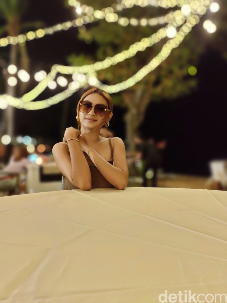 Hasil foto Oppo Reno6