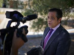 Istri John McAfee Tak Percaya Suaminya Bunuh Diri, Ini Alasannya