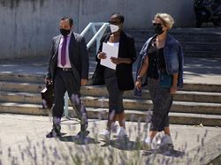 Istri John McAfee Tak Percaya Suaminya Bunuh Diri, Ini Alasannya