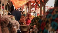 Dirangkum detikom, Sabtu (26/6/2021), dalam sepekan ini terjadi pecah rekor kasus Corona sebanyak empat kali di Indonesia. Dimulai rekor tembus 14 ribu kasus dalam sehari pada Senin (21/6).
