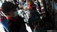 Depok pengisian oksigen itu melayani selama 24 jam.