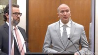 Hakim Cahil memastikan vonis 22,5 tahun itu sesuai dengan perbuatan Derek Chauvin yang menyalahgunakan posisinya sebagai polisi untuk membunuh George Floyd. Court TV via AP, Pool.