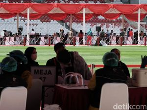 Peserta Vaksinasi 12 Tahun ke Atas di GBK Hari Ini Capai 22.000