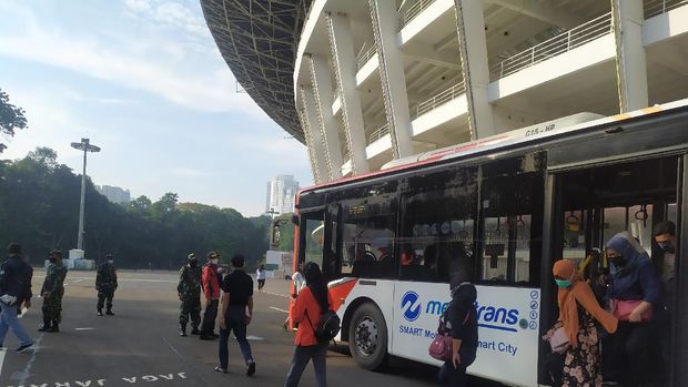 Vaksinasi massal di GBK