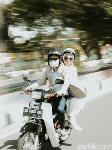 Viral pengantin sesi foto pernikahan di McDonald's bikin kagum.