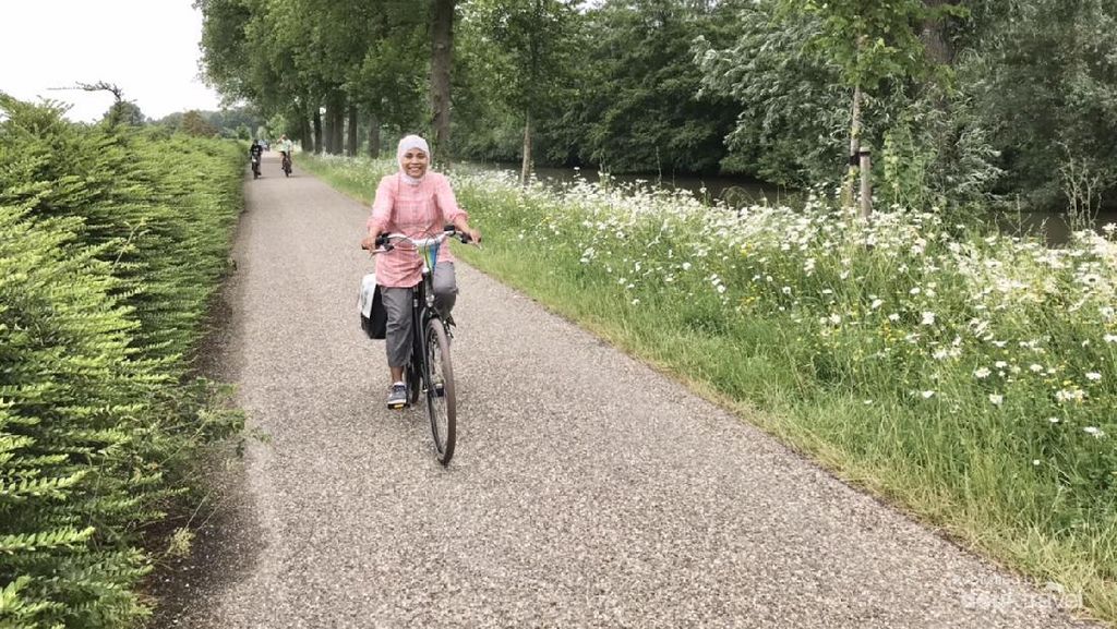 Musim Panas di Belanda, Memang Asyiknya Gowes Sepeda