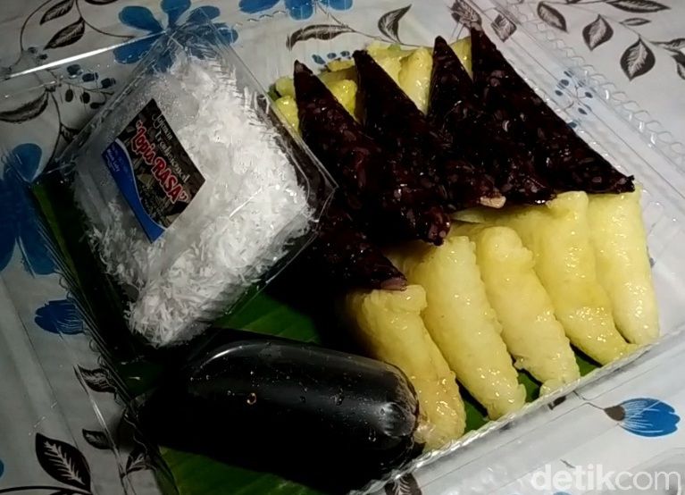 Unik! Lupis 'Rasa' Pacitan Ini Hanya Dijual di Hari Jum'at dan Minggu