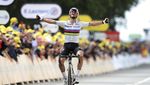 Pebalap Tuan Rumah Rebut Podium Pertama TDF 2021