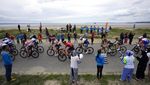 Pebalap Tuan Rumah Rebut Podium Pertama TDF 2021