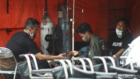 Kelangkaan stok ini menunjukkan bahwa kebutuhan oksigen meningkat, terutama setelah terjadi lonjakan kasus virus Corona di Indonesia.