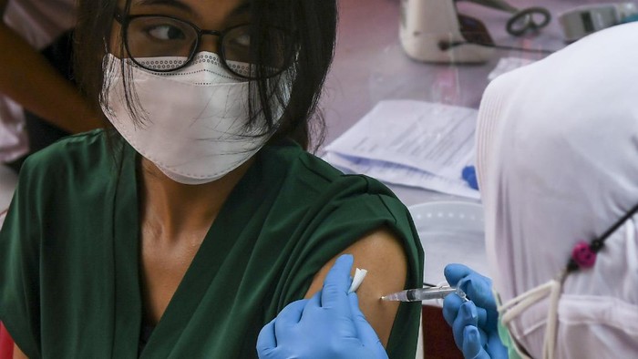 Heboh Lagi Soal Vaksin COVID-19 Picu Fenomena ADE, Ini Bantahan Pakar IDI