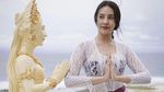 Potret Eksotis Anya Geraldine Pakai Kostum Komodo