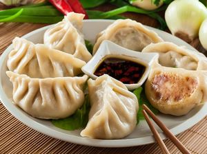 5 Fakta Gyoza yang Menarik, Sejarah dan Cara Membuatnya
