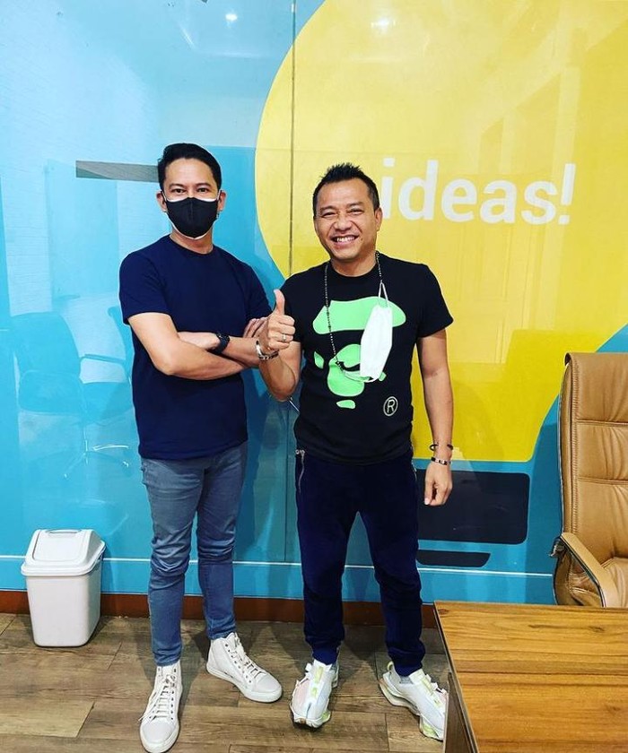 Galeri Anang Hermansyah Galeri Anang Hermansyah