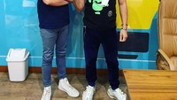 Setelah menyelenggarakan pernikahan anak pertamanya, Aurel Hermansyah, kini Anang dikabarkan tengah merayakan ulang tahun anak keduanya. Azriel Hermansyah, anak kedua dari Anang dan mantan istrinya Krisdayanti baru saja menginjak usia 21 tahun. Foto: Instagram/ananghijau