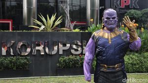 Gedung KPK Digeruduk Thanos, Ada Apa?