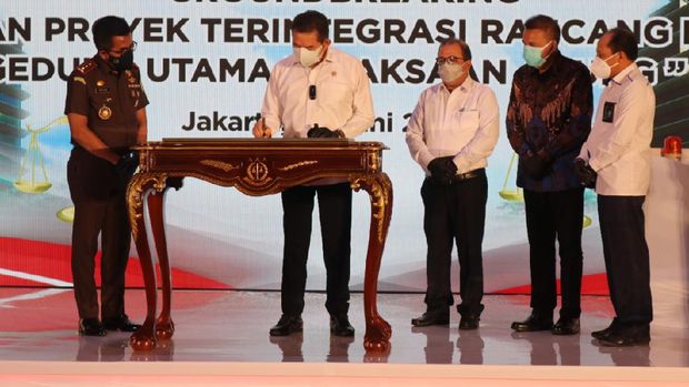 Gedung Utama Kejagung yang Terbakar Kembali Dibangun, Target Selesai 2022