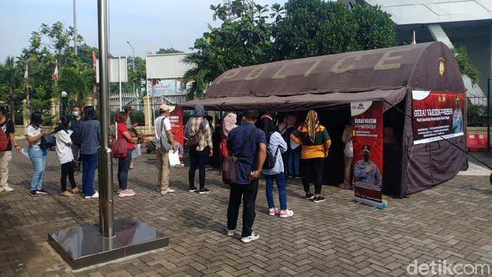 Gerai Vaksin Presisi vaksin COVID-19.