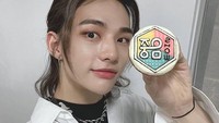 Kini, Hyunjin pun siap kembali bersama Stray Kids! Foto: (dok. Instagram/realstraykids)