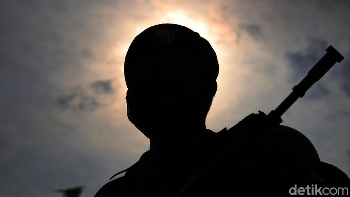 Kasus Corona Melonjak, Latihan Perang TNI AL Ditunda Pelaksanaan Latihan Armada Jaya XXXIX TA.2021 ditunda. Penundaan latihan tersebut dilakukan imbas melonjaknya kasus COVID-19 di Indonesia pascalebaran.