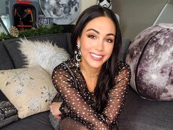 10 Foto Kellie Gerardi, TikToker Cantik yang Akan Dikirim ke Luar Angkasa