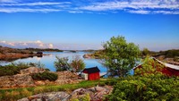 Aland sebuah kepulauan otonom Finlandia yang terletak di Laut Baltik, di antara Finlandia dan Swedia. Pada tahun 2014, para relawan bekerja sama membahas pariwisata berkelanjutan berdasarkan warisan budaya bersama.