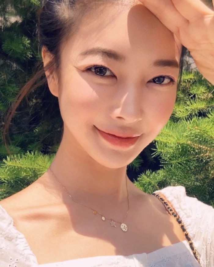 Sukses di Drakor Mine, Kim Yoon Ji Umumkan Pernikahan