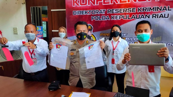 Palsukan Surat Tes Antigen untuk Lamar Kerja, Wanita di Batam Ditangkap (Foto: Istimewa)