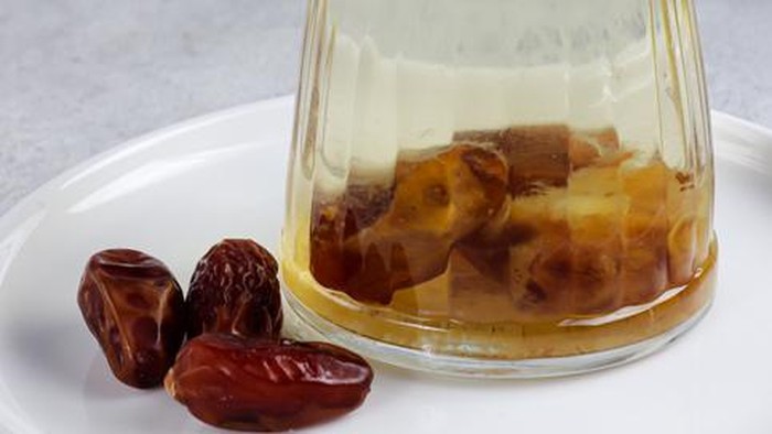 Resep Air Nabeez, Minuman Sehat dari Kurma Favorit Nabi Muhammad Resep Air Nabeez, Minuman Sehat dari Kurma Favorit Nabi Muhammad