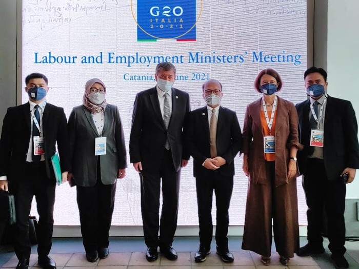 Jakarta – Pemerintah Indonesia mendapatkan dukungan pelaksanaan G20 Employment Working Group (EWG) tahun 2022. Dukungan tersebut datang dari Pemerintah Inggris yang mendorong Indonesia mengangkat isu penciptaan lapangan kerja yang berkelanjutan.