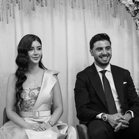 Rojin punya dua gelar. Dia lulusan Ilmu Politik dan Sejarah Seni. Setelah lulus kuliah, wanita kelahiran Bursa, Turki itu sempat menjadi editor di sejumlah majalah seni. Foto: dok. Instagram/@rojintufann