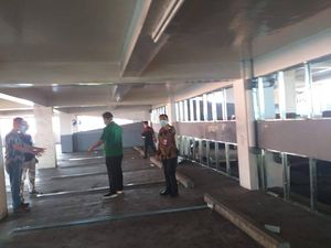 COVID-19 Melonjak, RSU Soetomo Sulap Tempat Parkir Jadi Ruang Perawatan